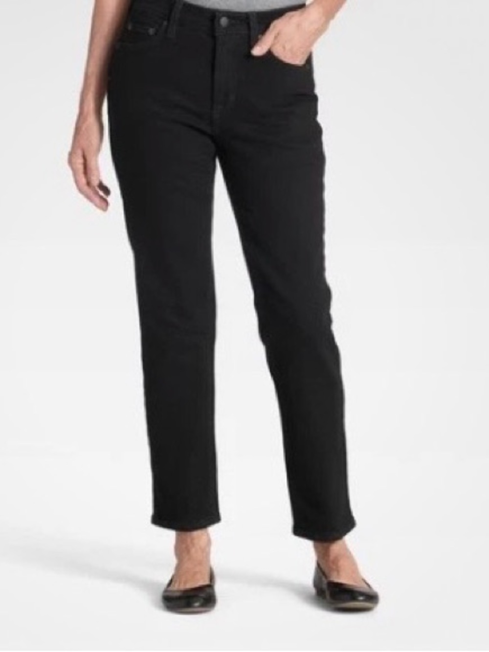 Women’s Black Straight Fit Jeans